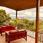 Saron Tatil Evi