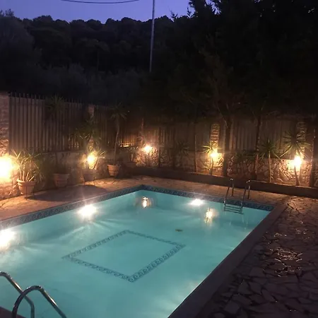 Holiday home Saron Corinth