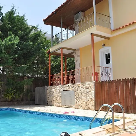 Saron Σπίτι διακοπών