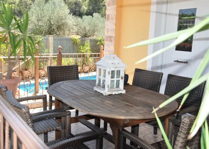 Saron Дом отдыха *