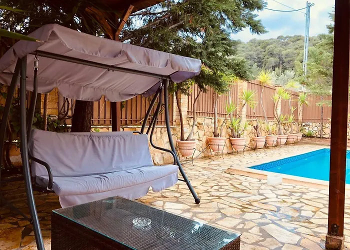 Дом отдыха Saron Corinth