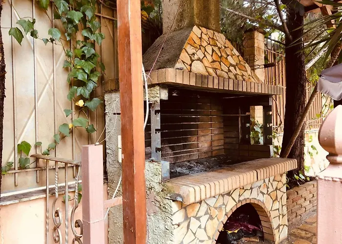 Saron Дом отдыха *